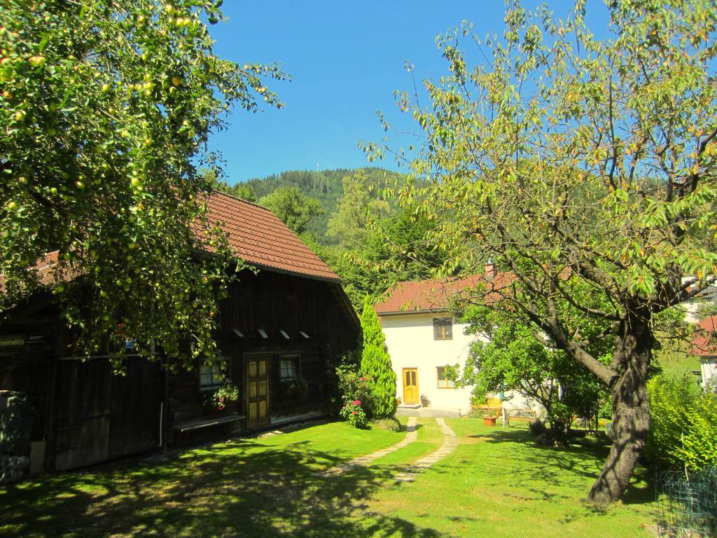 Heidi'S Schlummerkiste Am Fuss Der Teichalm Breitenau am Hochlantsch Esterno foto