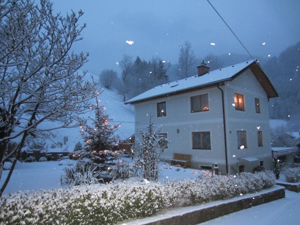 Heidi'S Schlummerkiste Am Fuss Der Teichalm Breitenau am Hochlantsch Esterno foto