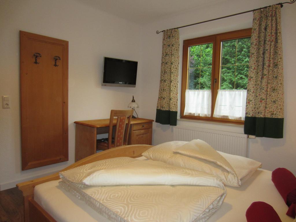 Heidi'S Schlummerkiste Am Fuss Der Teichalm Breitenau am Hochlantsch Esterno foto