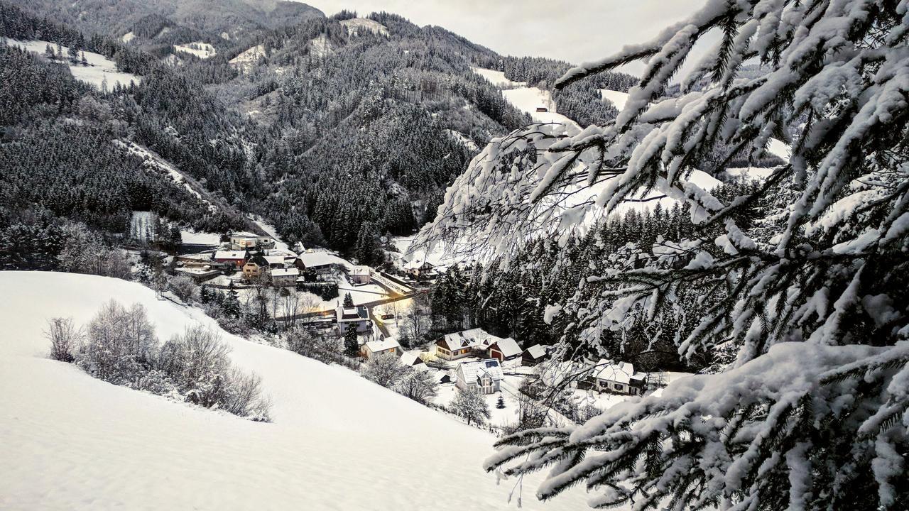 Heidi'S Schlummerkiste Am Fuss Der Teichalm Breitenau am Hochlantsch Esterno foto